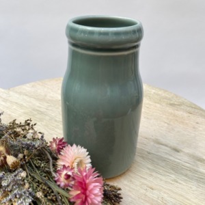 Flacon en grès, Jars céramistes, Gris oxyde, Diamètre 8,5cm, H: 15cm, Service Cantine