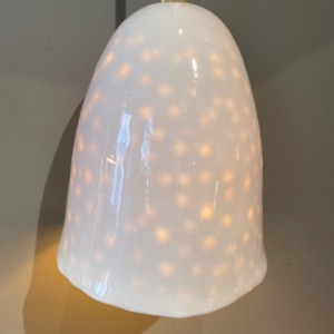 Baladeuse en porcelaine - Myriam Ait Amar - intérieur impression pois - grand modèle