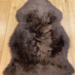 Peau de mouton véritable - Fibre By Auskin - Coloris chocolate 95x60